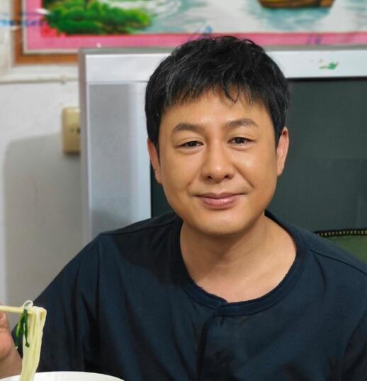 张颂文获金熊猫奖最佳男配角 表示这个奖对他很重要