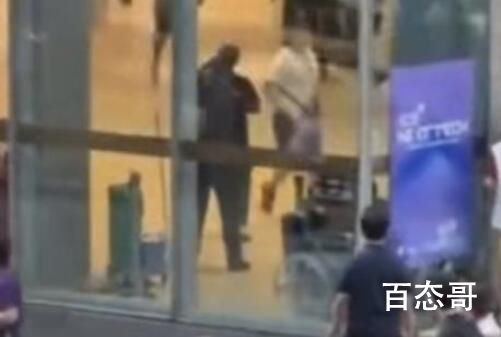 中国游客亲历曼谷枪击:非常混乱 嘎腰子都明抢了？