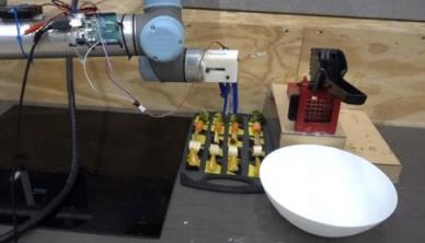 机器人“厨师”通过观看美食视频学会重新制作食谱