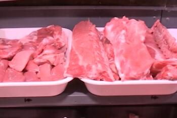 猪肉价格大降超40% 元旦、春节双节会大涨吗(猪肉价格 降了)